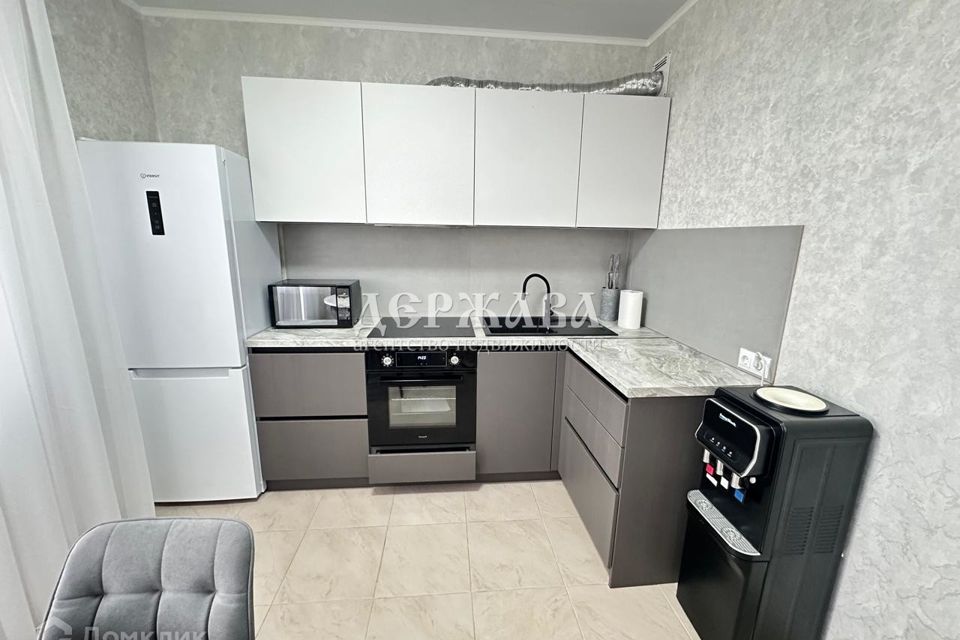 Сдаётся 1-комнатная квартира, 40 м²
