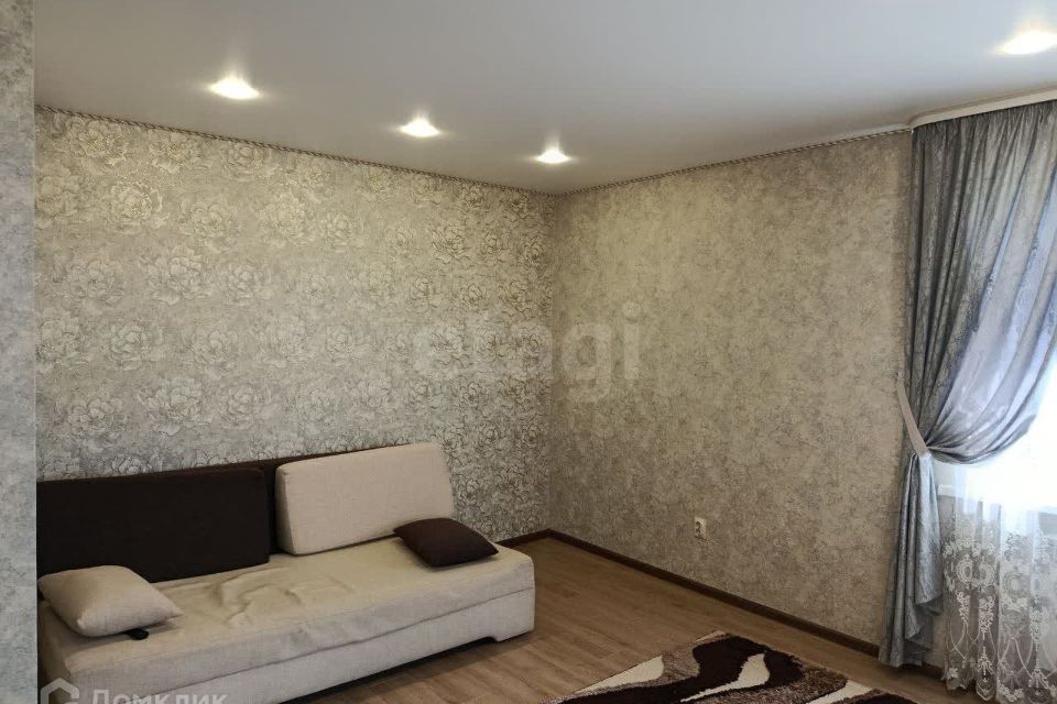 Продаётся 4-комнатная квартира, 79.6 м²