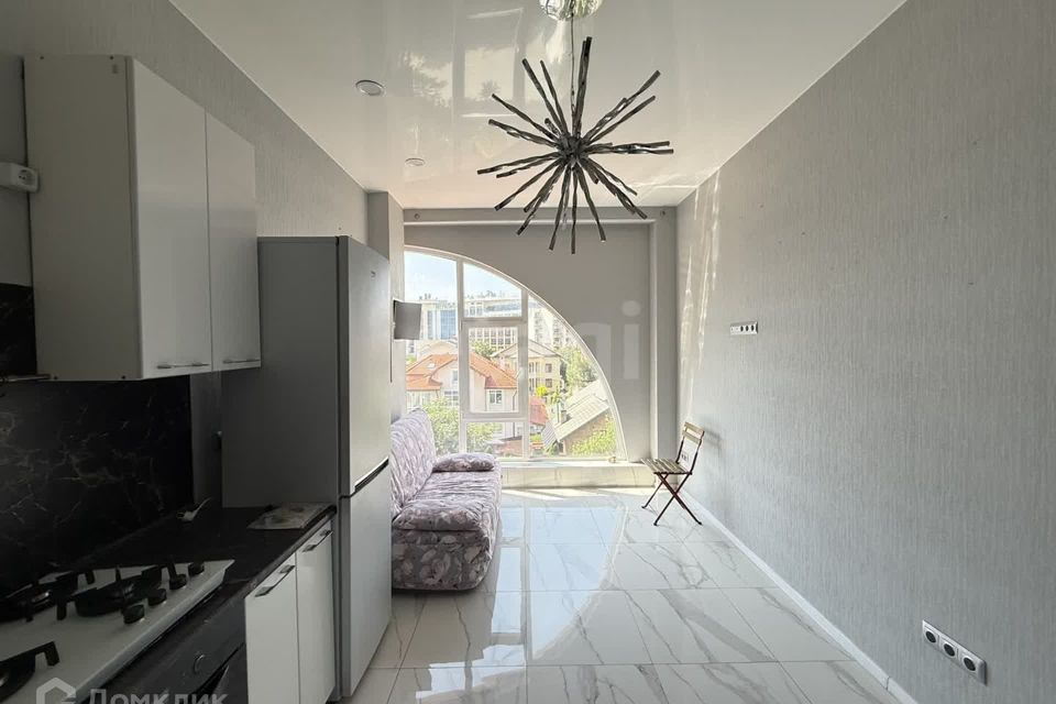Продаётся 1-комнатная квартира, 51.5 м²