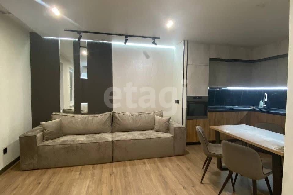 Продаётся 2-комнатная квартира, 55.7 м²