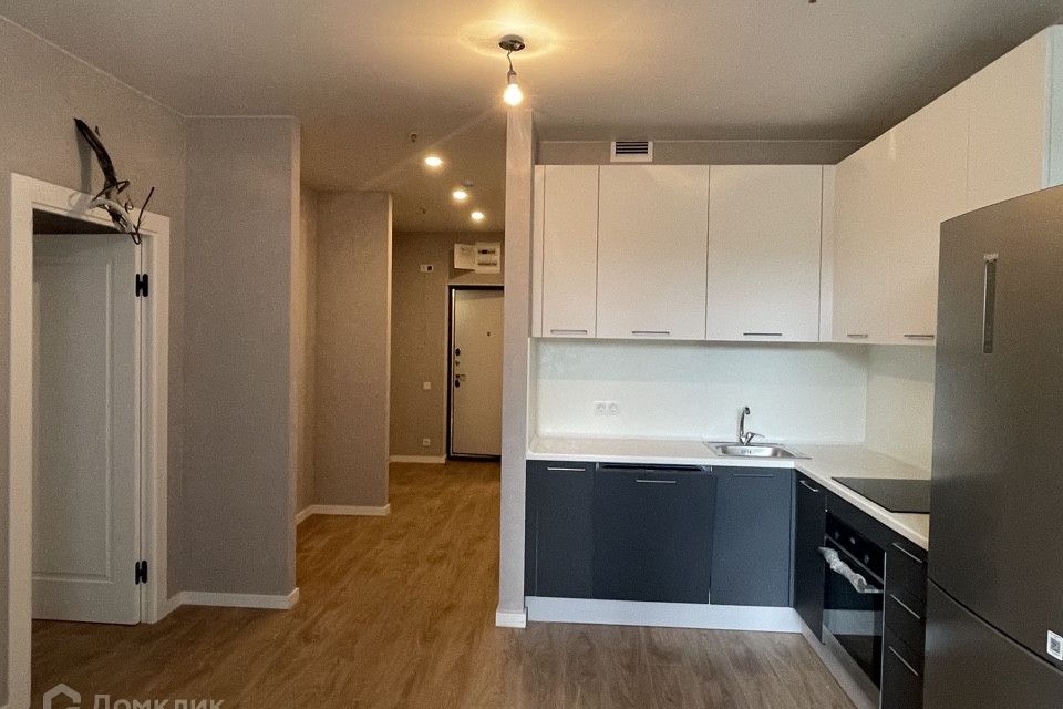 Продаётся 4-комнатная квартира, 72 м²