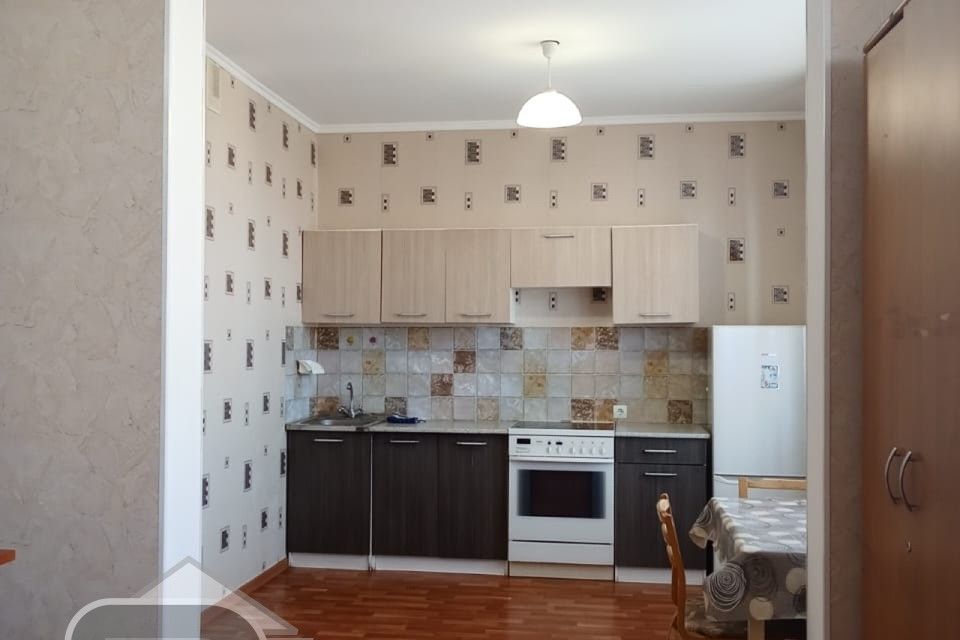 Продаётся 1-комнатная квартира, 43.3 м²