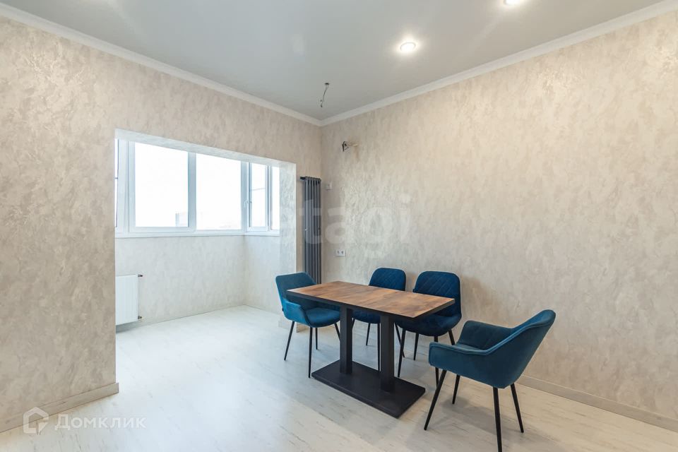 Продаётся 2-комнатная квартира, 64.7 м²