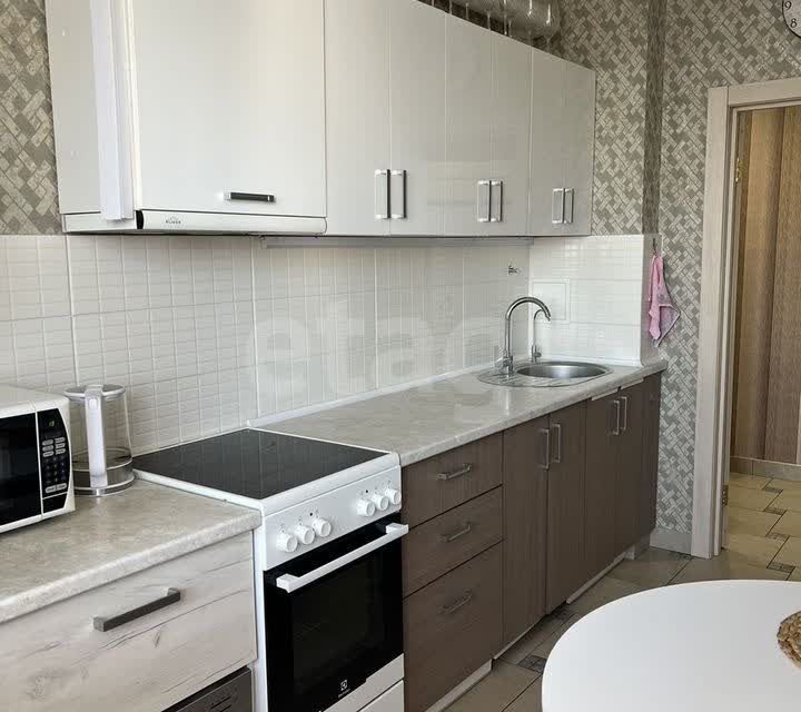 Продаётся 1-комнатная квартира, 42.6 м²