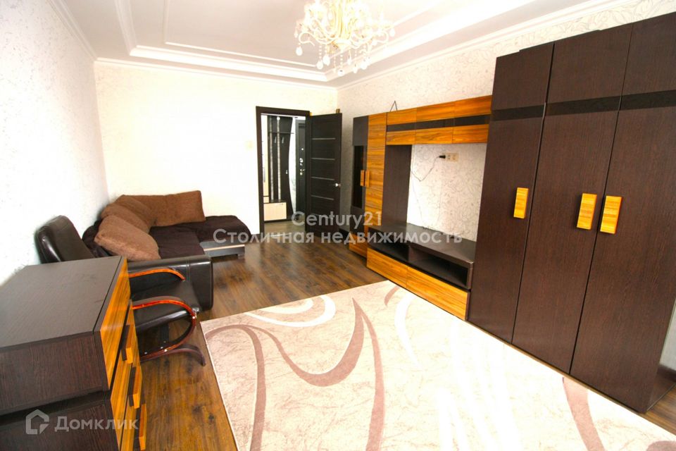 Продаётся 1-комнатная квартира, 40.8 м²