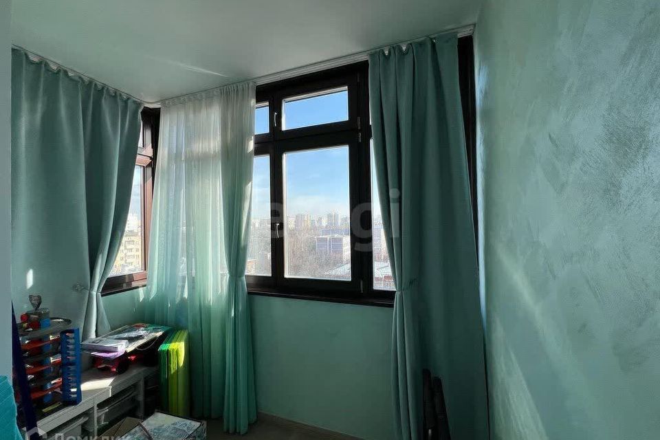 Продаётся 3-комнатная квартира, 110.4 м²