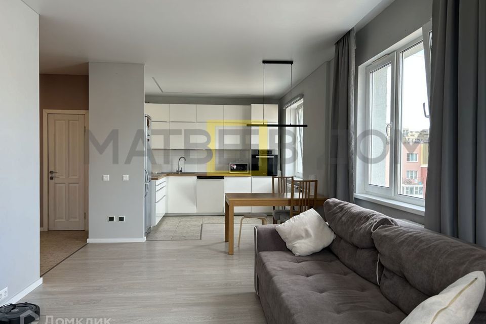 Сдаётся 2-комнатная квартира, 80.5 м²