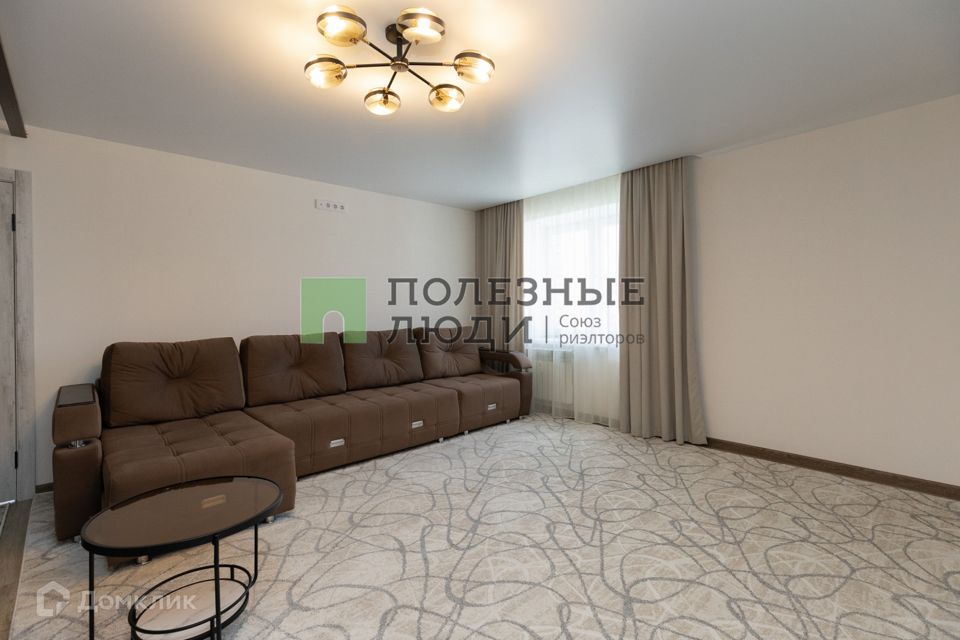Продаётся 2-комнатная квартира, 75.7 м²