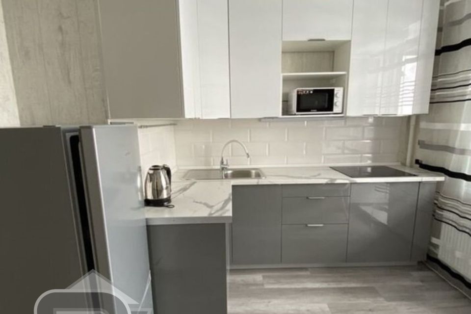 Продаётся 1-комнатная квартира, 38.2 м²