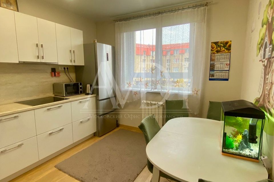 Продаётся 2-комнатная квартира, 64.3 м²