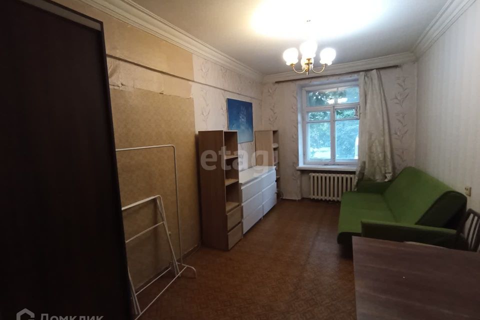 Продаётся комната в 4-комн. квартире, 16.3 м²