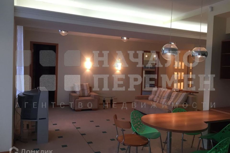 Сдаётся 3-комнатная квартира, 112 м²