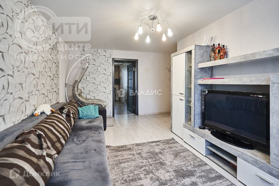Продаётся 3-комнатная квартира, 54.9 м²