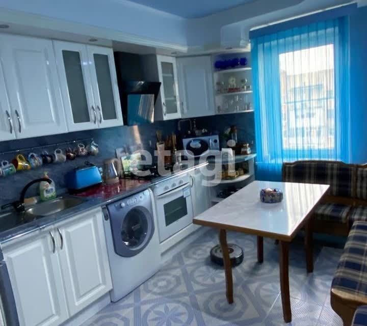 Продаётся 4-комнатная квартира, 80.4 м²