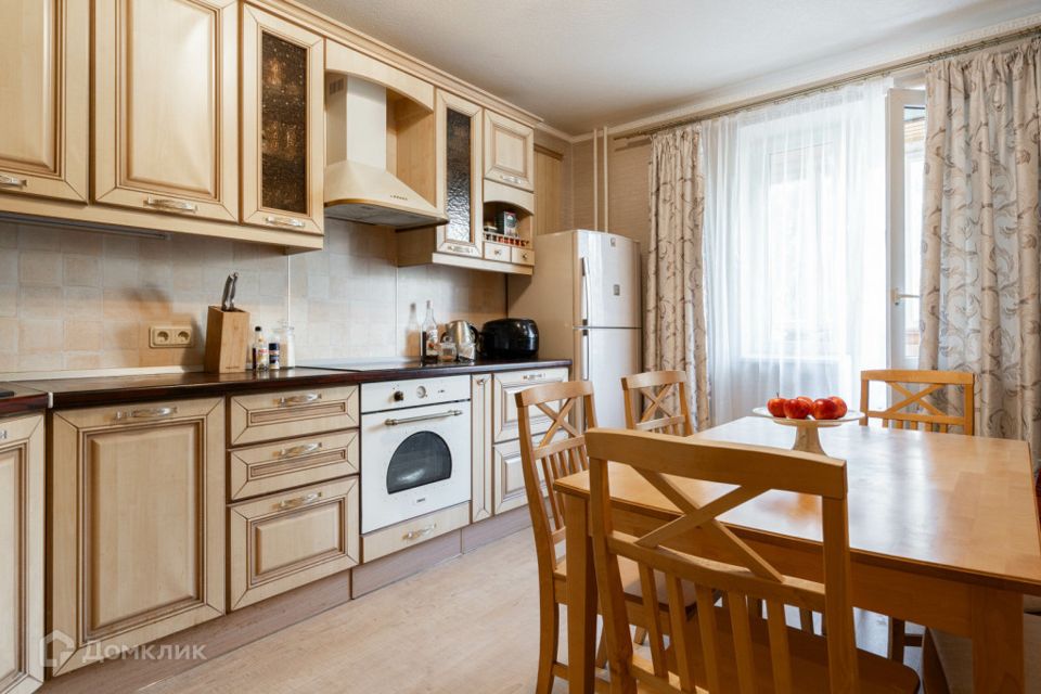 Продаётся 3-комнатная квартира, 94.1 м²
