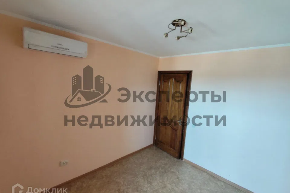 Продаётся 4-комнатная квартира, 94 м²