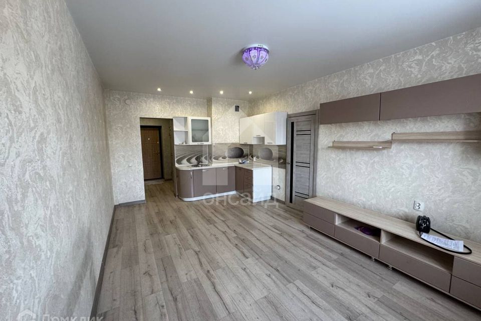 Продаётся 1-комнатная квартира, 43 м²
