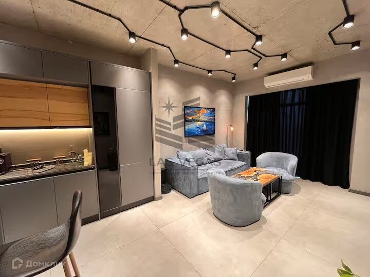 Сдаётся 2-комнатная квартира, 70 м²