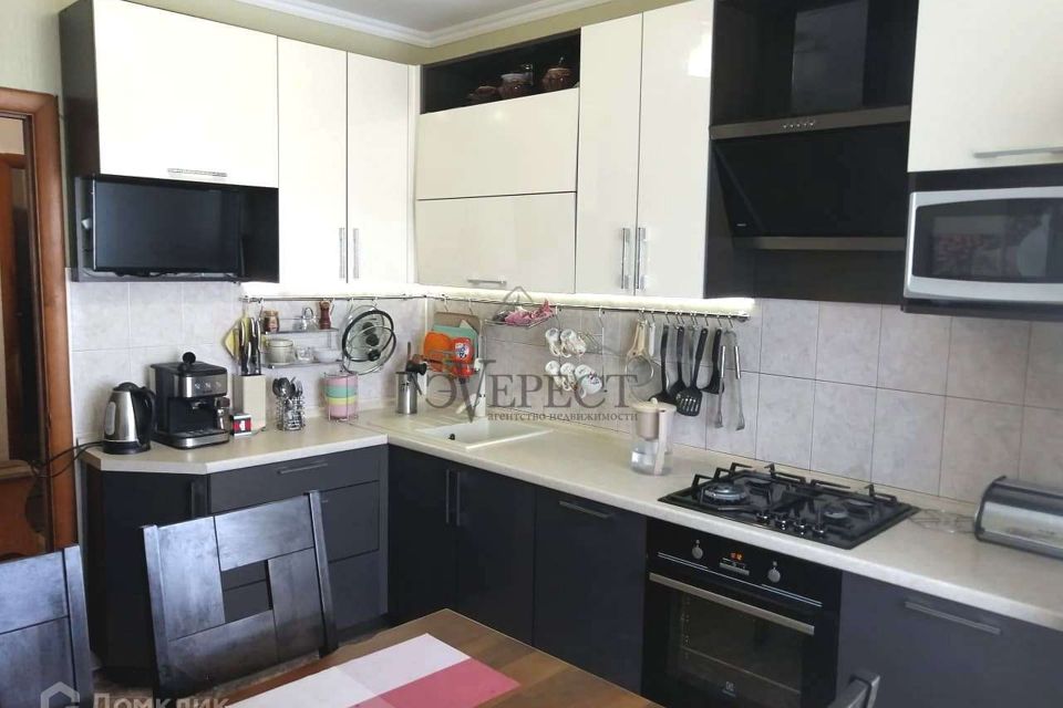 Продаётся 4-комнатная квартира, 80 м²