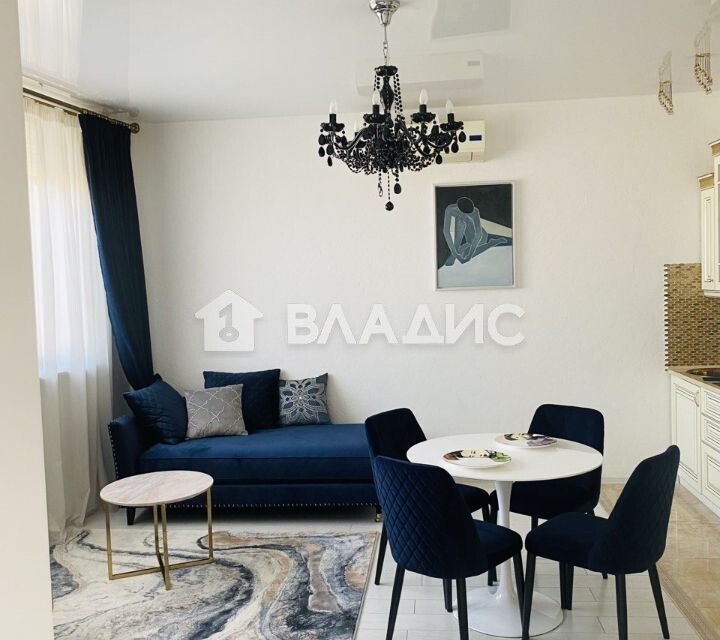 Продаётся 2-комнатная квартира, 65.2 м²