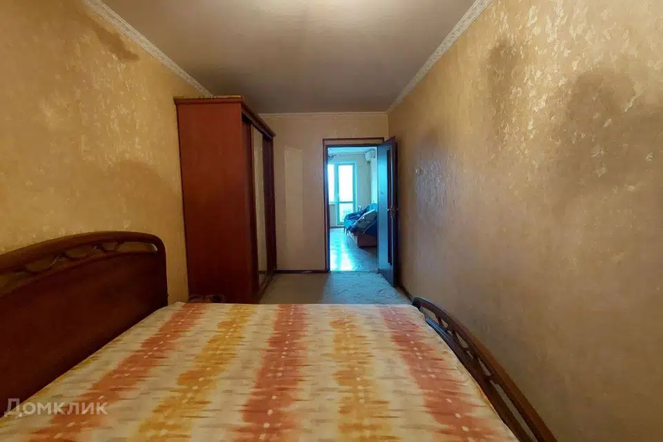 Продаётся 3-комнатная квартира, 59.5 м²