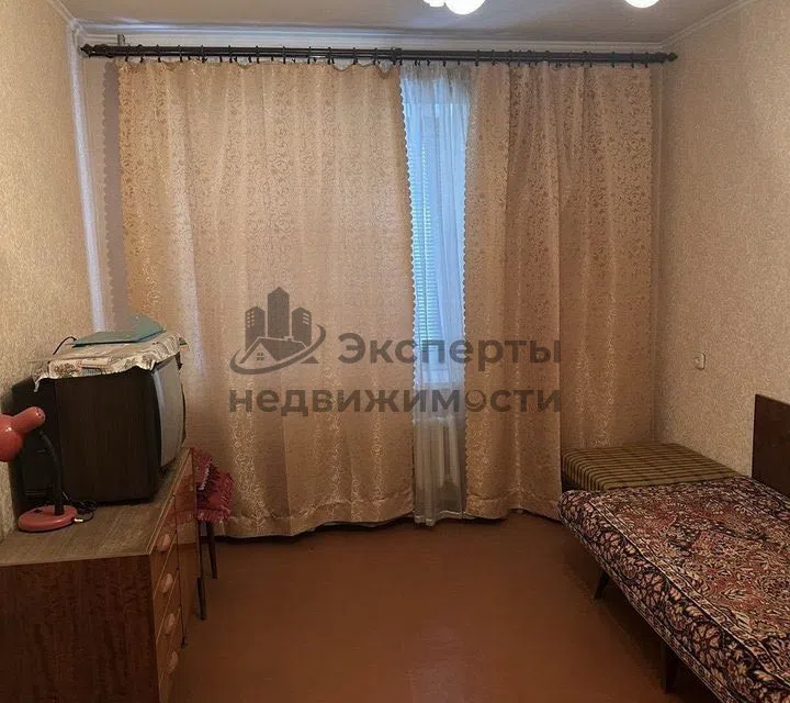 Продаётся 3-комнатная квартира, 70.5 м²