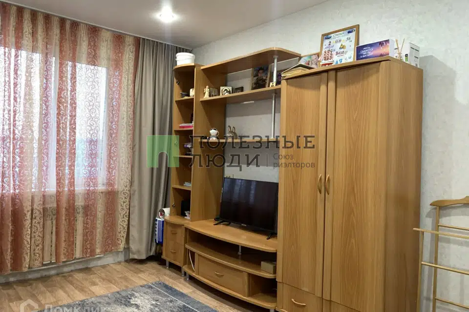 Продаётся 3-комнатная квартира, 65.8 м²