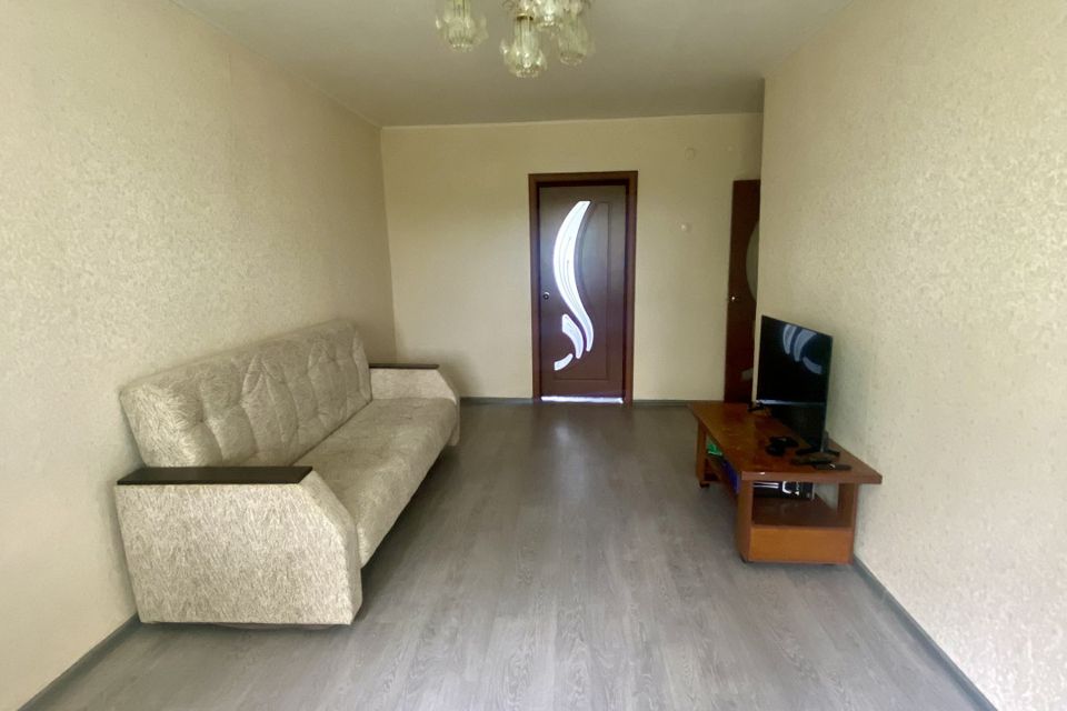 Продаётся 3-комнатная квартира, 57.8 м²