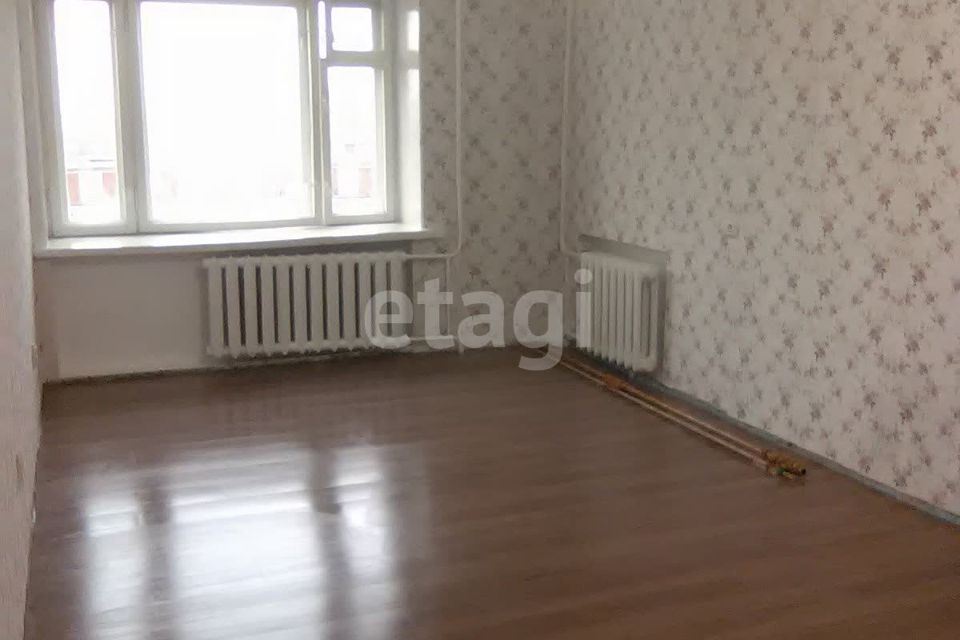 Продаётся комната в 2-комн. квартире, 18.1 м²