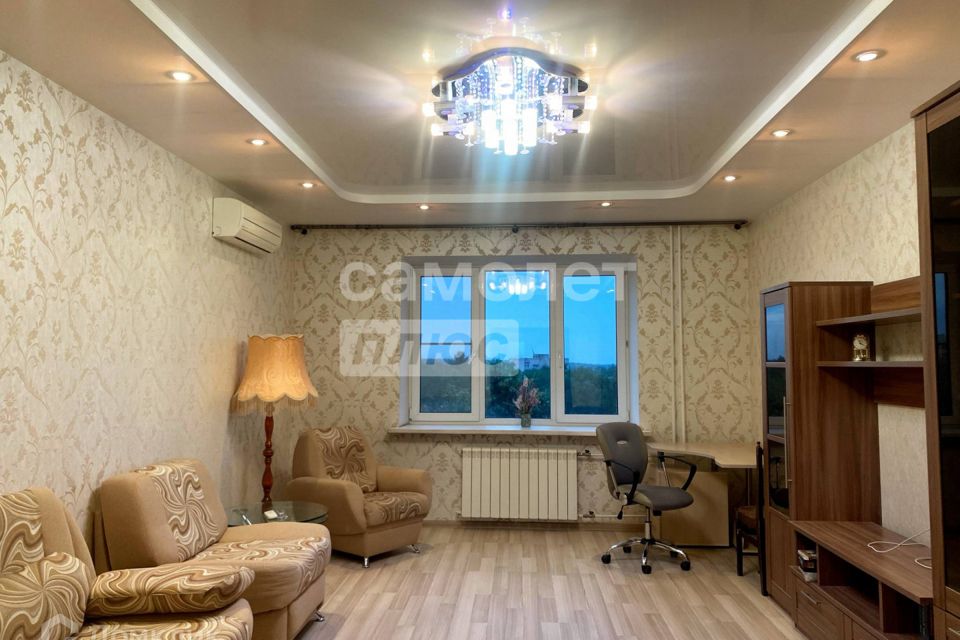 Продаётся 1-комнатная квартира, 57.3 м²