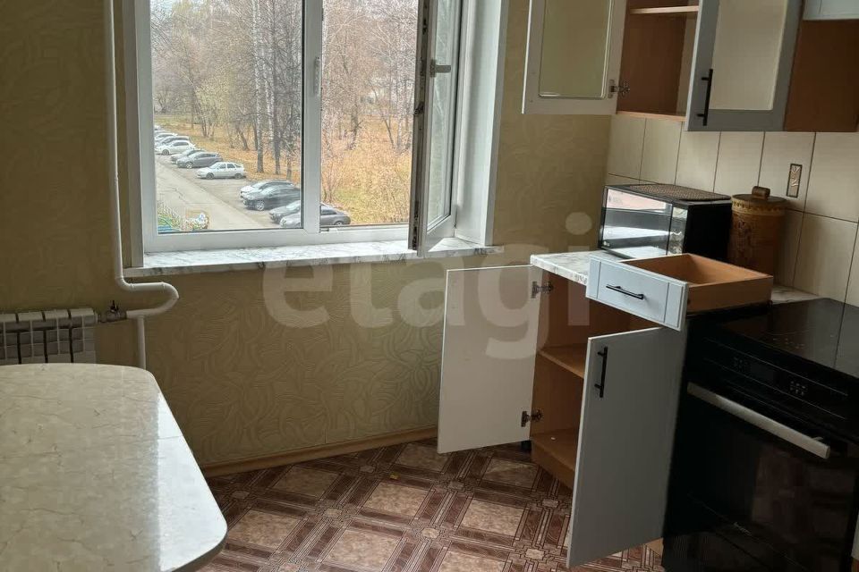 Продаётся 3-комнатная квартира, 69.6 м²