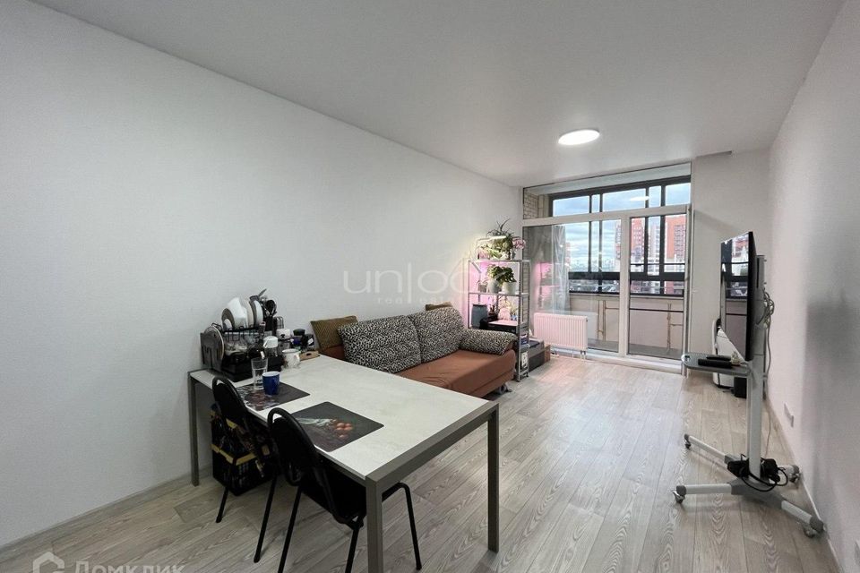 Продаётся 2-комнатная квартира, 69.7 м²