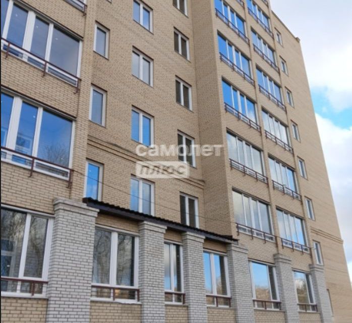 Продаётся 1-комнатная квартира, 109 м²