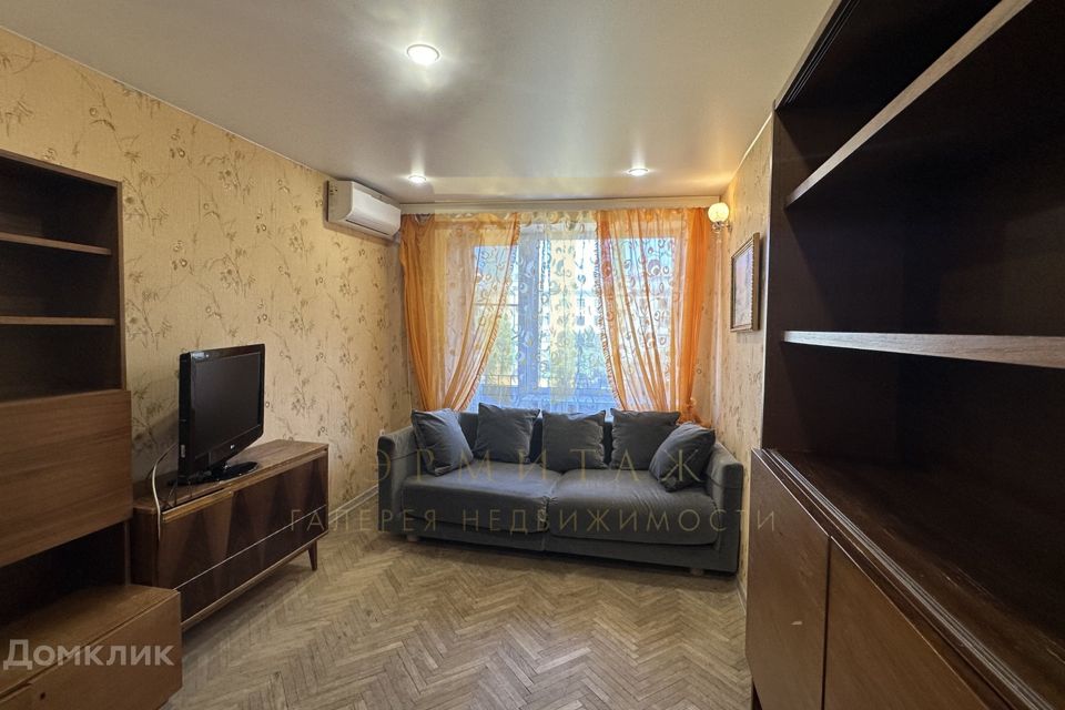 Сдаётся 2-комнатная квартира, 52 м²