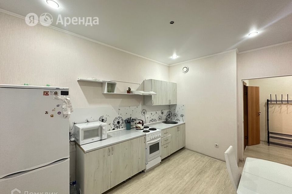 Сдаётся 1-комнатная квартира, 40 м²