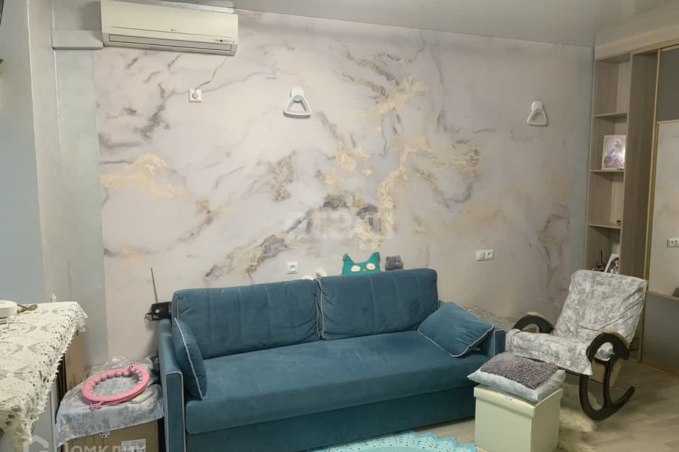 Продаётся 1-комнатная квартира, 37.4 м²