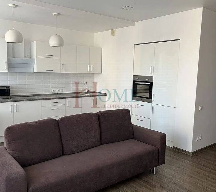 Сдаётся 1-комнатная квартира, 42 м²