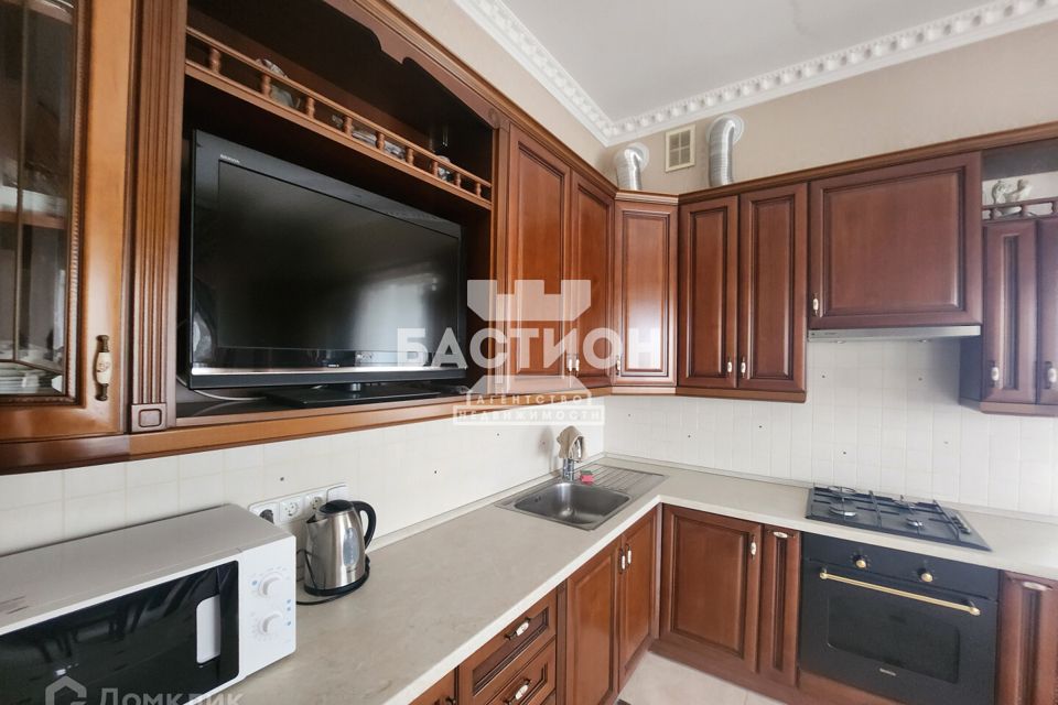 Продаётся таунхаус, 2-эт., 271 м²