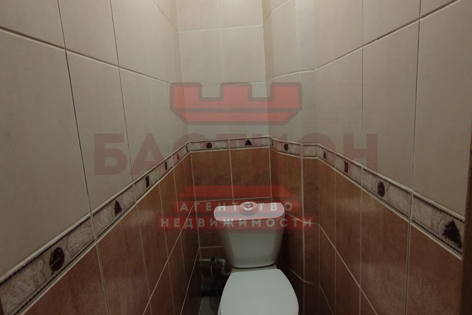 Продаётся 4-комнатная квартира, 61 м²