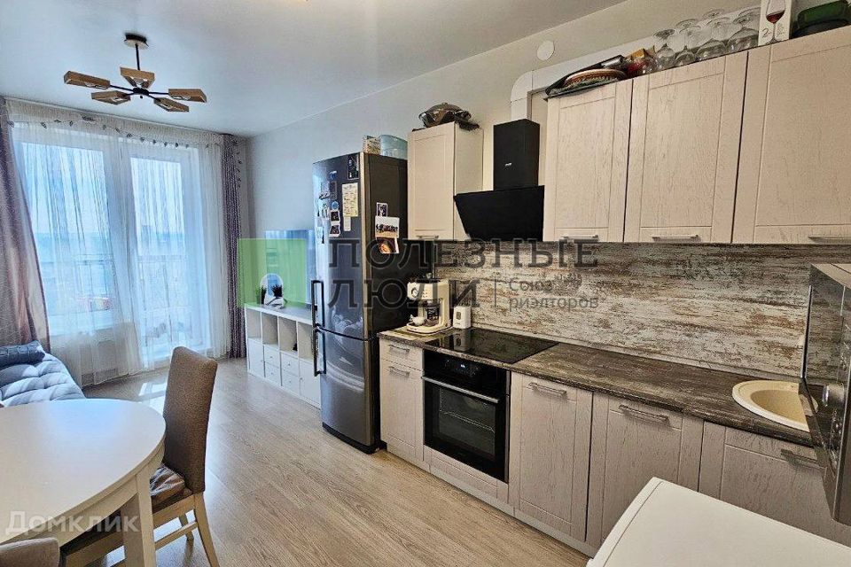 Продаётся 2-комнатная квартира, 65 м²