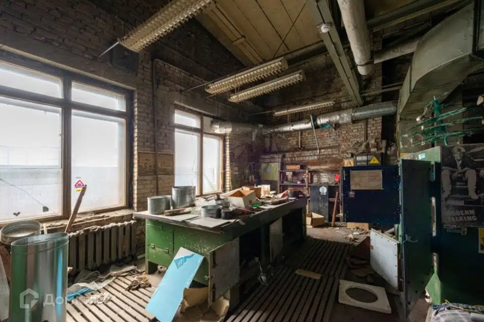 Сдаётся производственное помещение, 740.3 м²