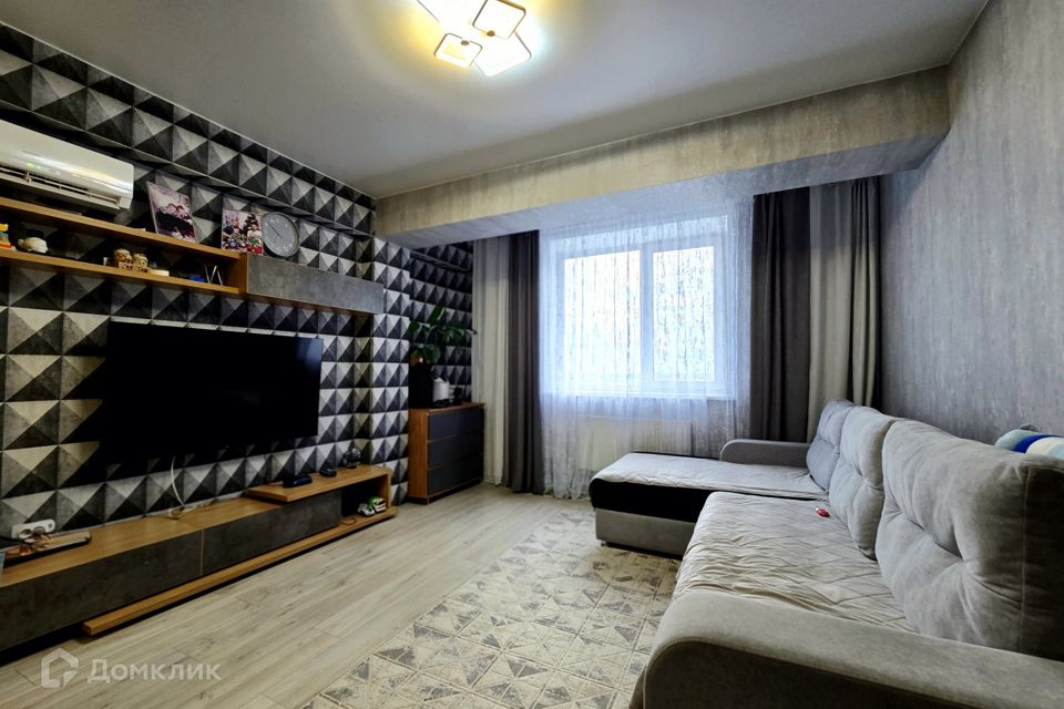 Продаётся 2-комнатная квартира, 52.8 м²