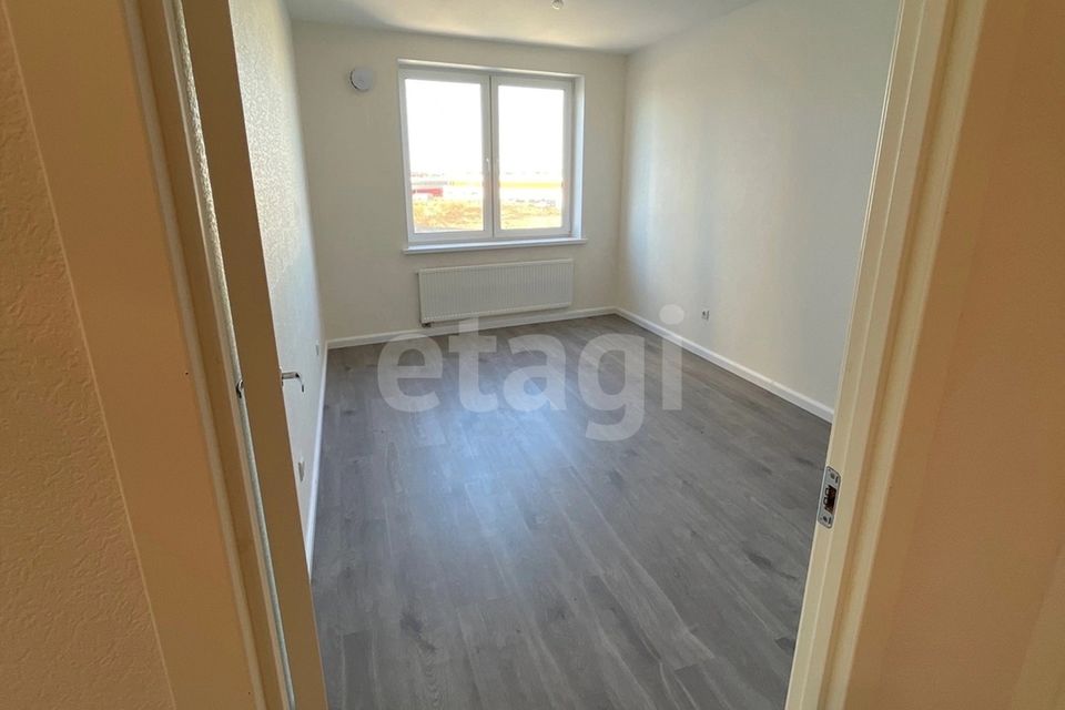 Продаётся 2-комнатная квартира, 56.8 м²