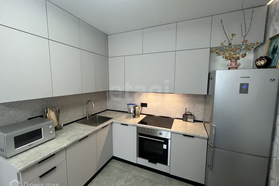 Сдаётся 2-комнатная квартира, 61 м²