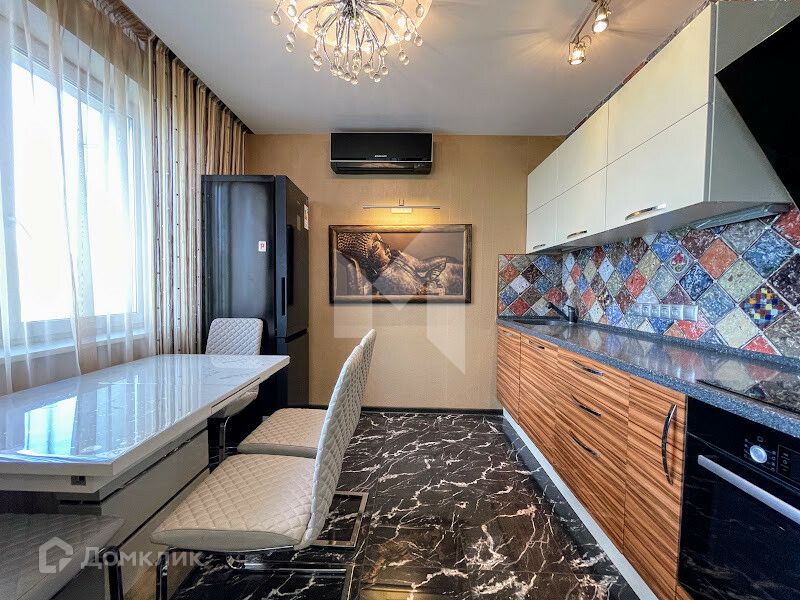 Сдаётся 3-комнатная квартира, 88 м²