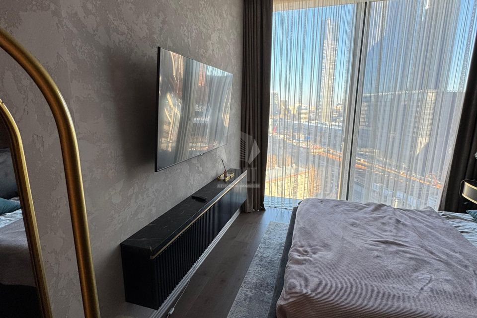 Сдаётся 2-комнатная квартира, 73 м²
