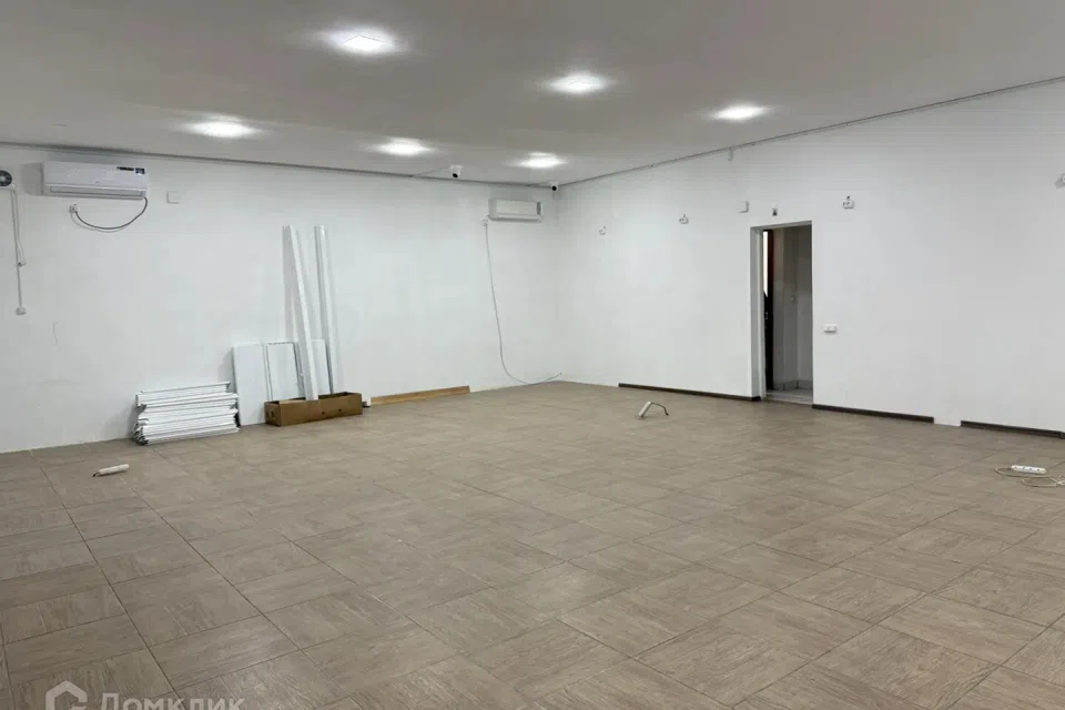 Продаётся торговое помещение, 101.5 м²