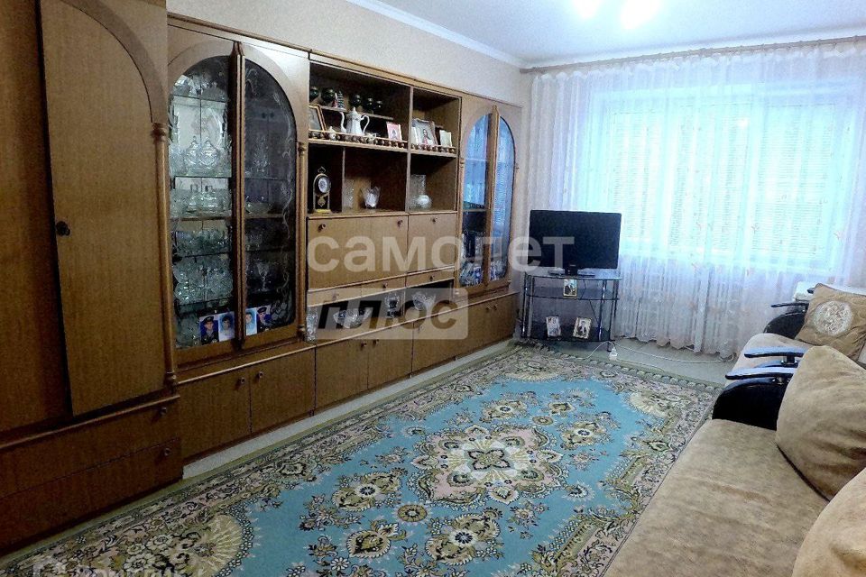 Продаётся 3-комнатная квартира, 63.5 м²