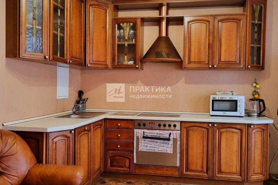 Продаётся 1-комнатная квартира, 88.7 м²