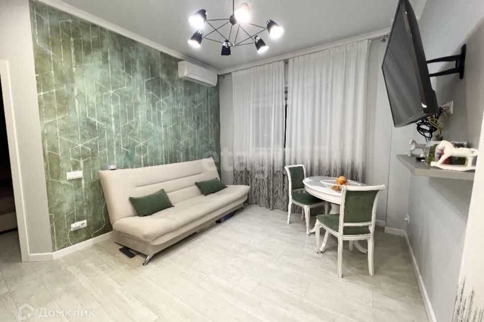 Продаётся 2-комнатная квартира, 100 м²
